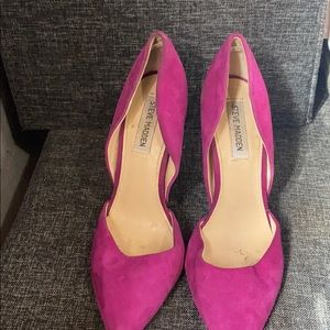 Steve Madden Fuchsia Varcityy Dress Pump
